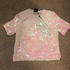 NWT. PINK SEQUIN SHIRT.